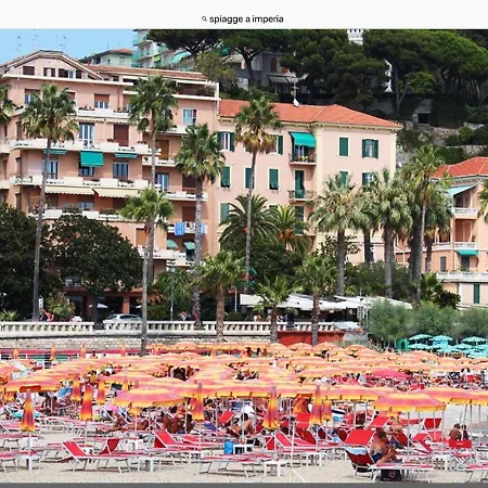 Casa Bea Con Piscina E Giardino Caravonica